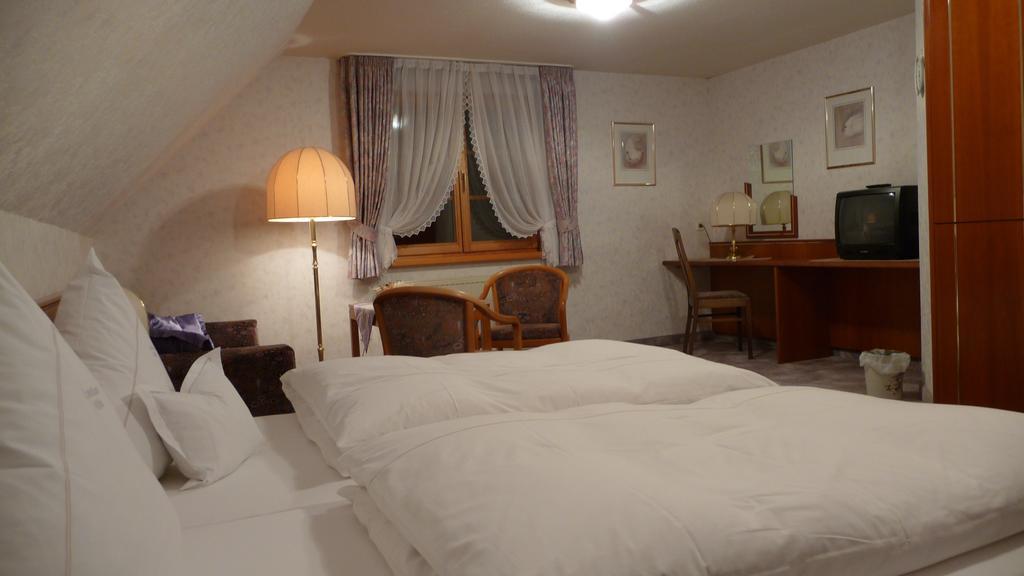 Hotel Restaurant Landhaus Koehle 노이킬흐 외부 사진